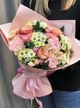 Букет нежные объятья в Григорово Букет цветов из: Гвоздики, Розы и Хризантемы в Григорово
