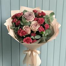Букет цветов из:  Гвоздики и Розы в Григорово